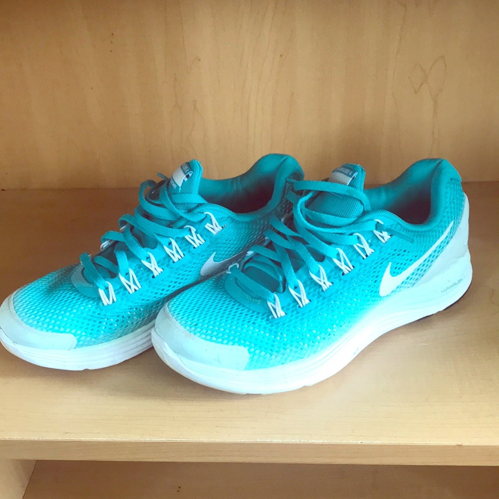 Women’s Nike lunar glide 4